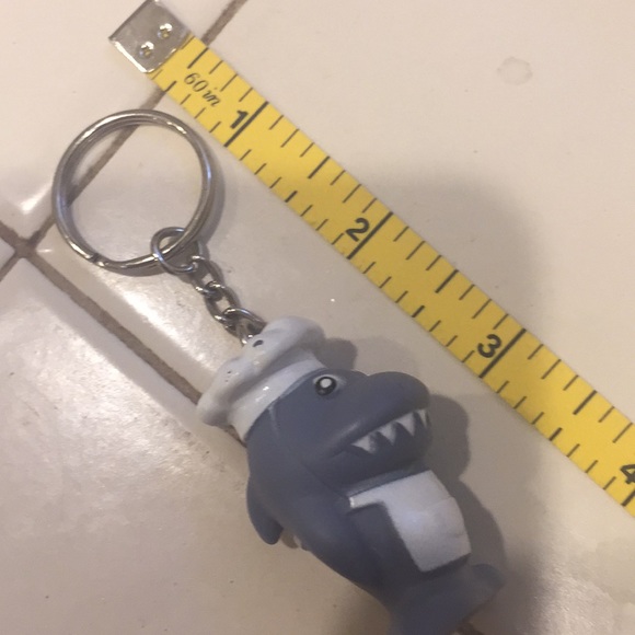 Star Awards Shark Chef Rubber Keychain - Picture 3 of 9